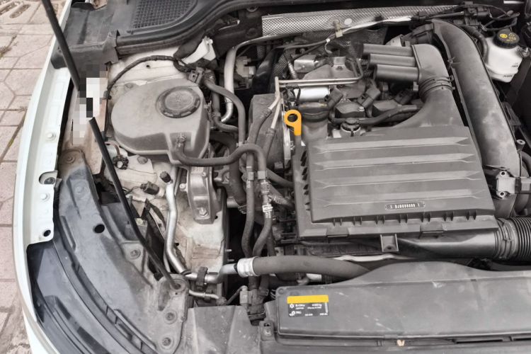 Used Volkswagen Golf 2021 280TSI DSG Pro Engine Bay Right