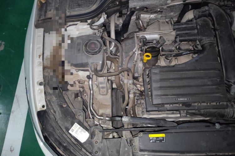 Used Volkswagen Golf 2021 280TSI DSG R-Line Engine Bay Right