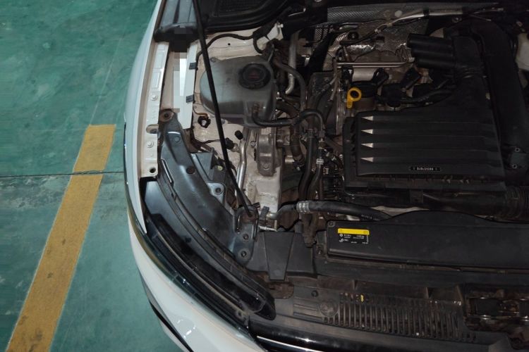 Used Volkswagen Golf 2021 280TSI DSG Pro First Edition Engine Bay Right