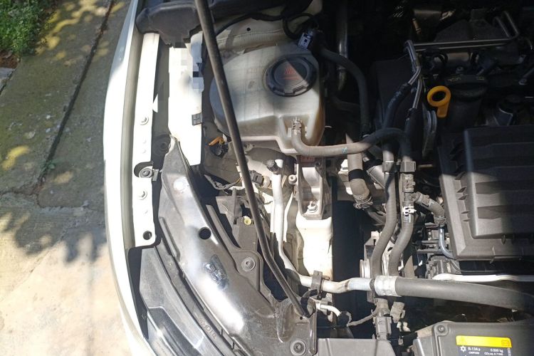 Used Volkswagen Golf 2021 280TSI DSG 30th Anniversary Edition Engine Bay Right