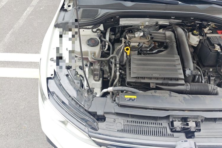 Used Volkswagen Golf 2021 280TSI DSG R-Line Engine Bay Right