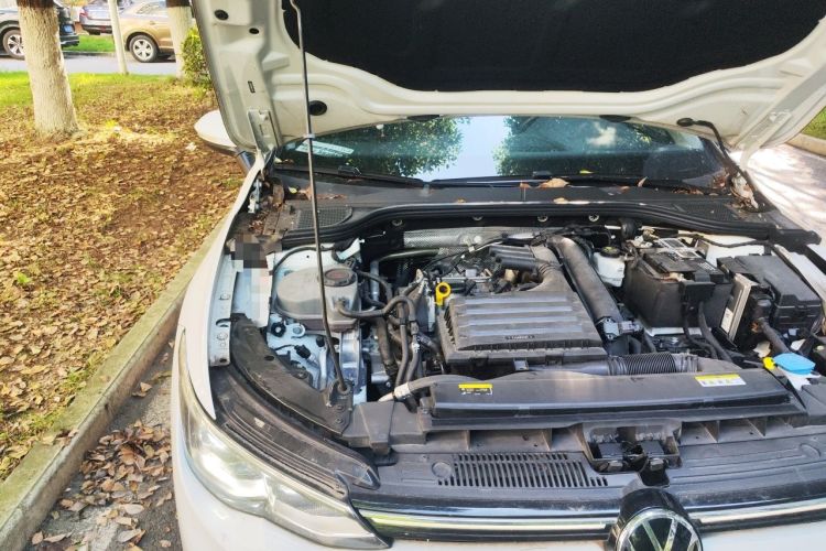 Used Volkswagen Golf 2021 280TSI DSG Pro Engine Bay Right