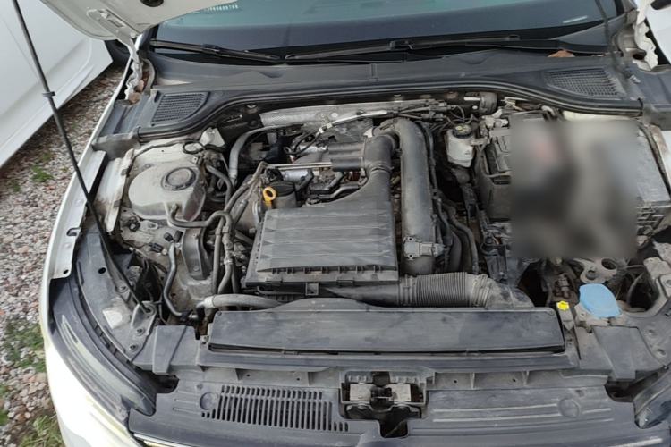 Used Volkswagen Golf 2021 280TSI DSG 30th Anniversary Edition Engine Bay Right