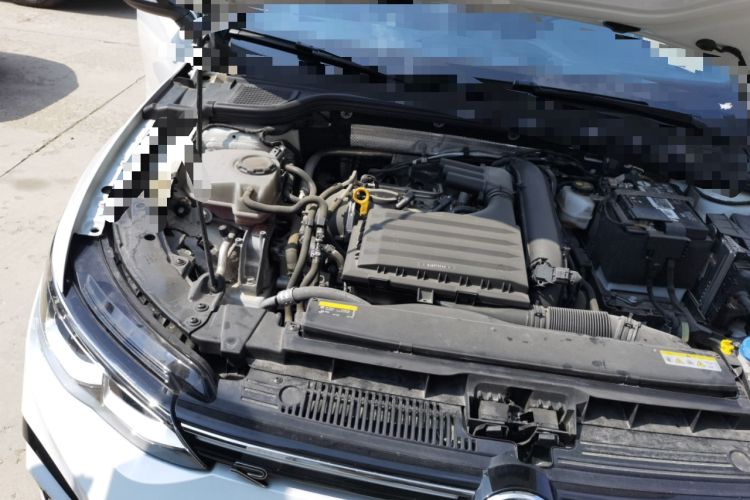 Used Volkswagen Golf 2021 280TSI DSG R-Line Engine Bay Right