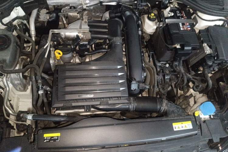 Used Volkswagen Golf 2021 280TSI DSG 30th Anniversary Edition Engine Bay