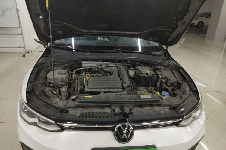 Used Volkswagen Golf 2021 280TSI DSG Pro Engine Bay