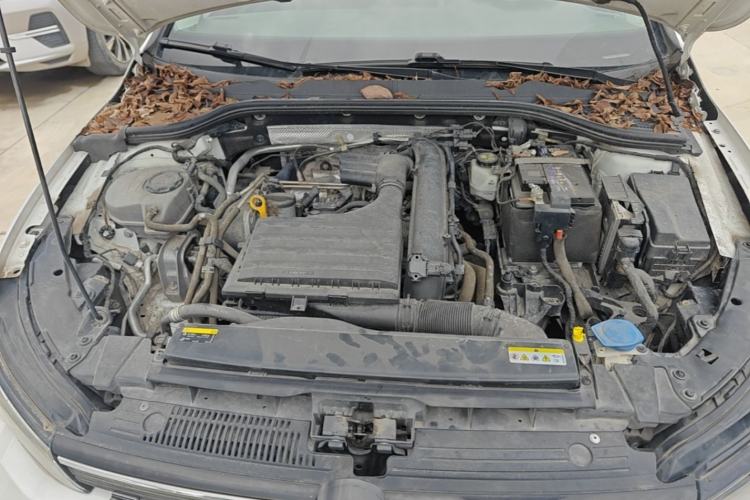 Used Volkswagen Golf 2021 280TSI DSG Pro Engine Bay
