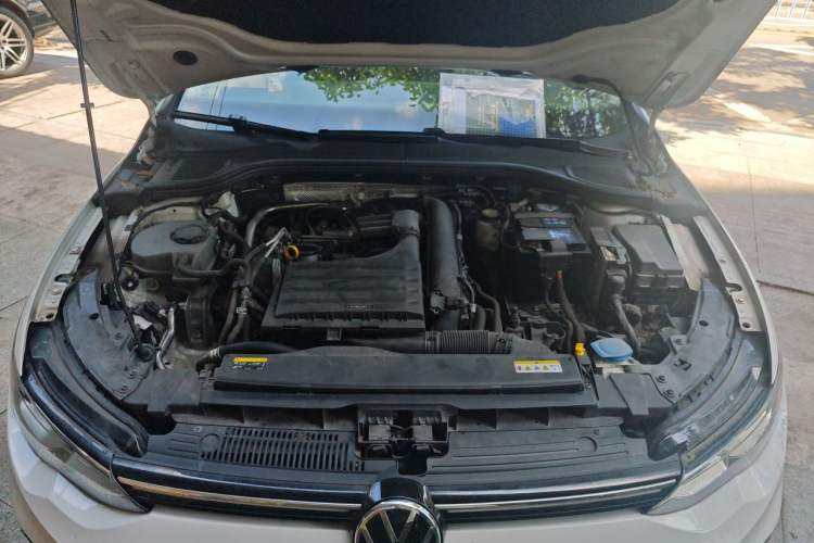 Used Volkswagen Golf 2021 280TSI DSG Pro Engine Bay