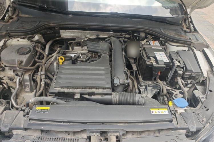Used Volkswagen Golf 2021 280TSI DSG Pro Engine Bay