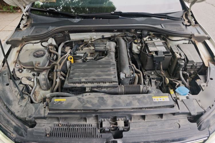Used Volkswagen Golf 2021 280TSI DSG Pro Engine Bay