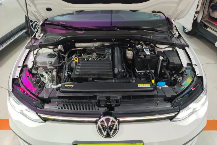 Used Volkswagen Golf 2021 280TSI DSG Pro Engine Bay