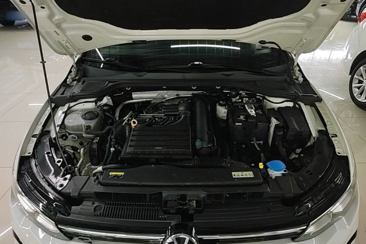 Used Volkswagen Golf 2021 280TSI DSG 30th Anniversary Edition Engine Bay