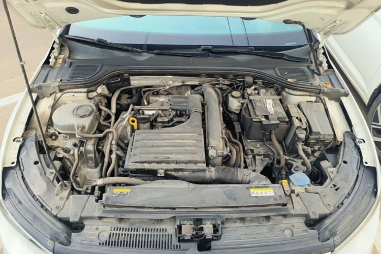 Used Volkswagen Golf 2021 280TSI DSG Pro Engine Bay