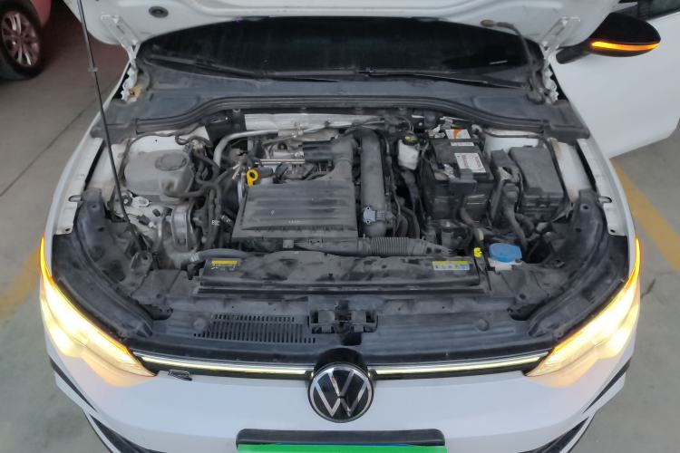 Used Volkswagen Golf 2021 280TSI DSG R-Line Engine Bay