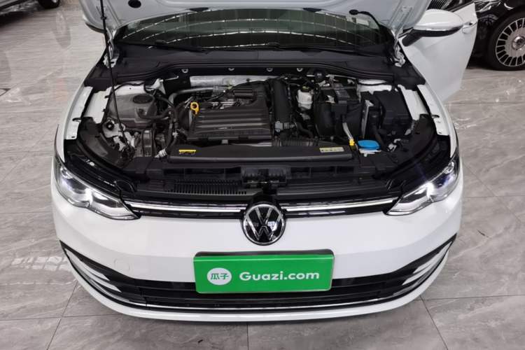 Used Volkswagen Golf 2021 280TSI DSG Pro Engine Bay