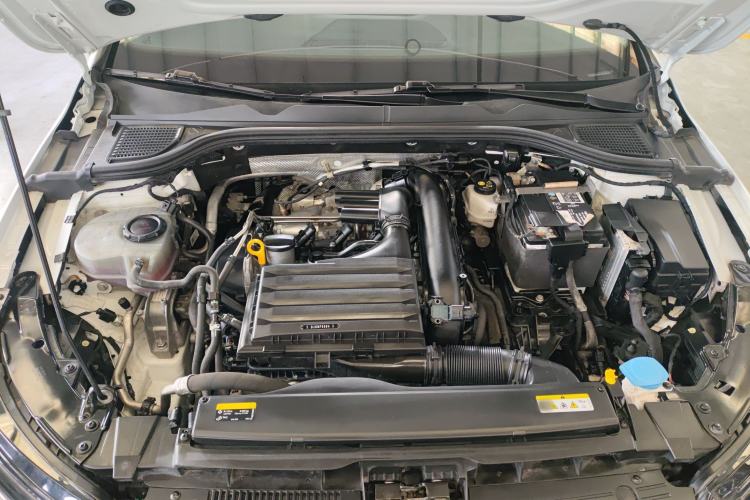 Used Volkswagen Golf 2021 280TSI DSG Pro Engine Bay