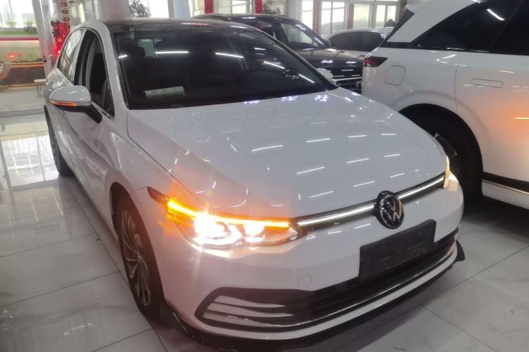 Used Volkswagen Golf 2021 200TSI DSG Pro Exterior 1