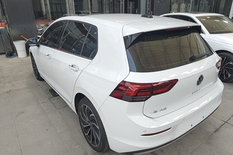 Used Volkswagen Golf 2021 280TSI DSG 30th Anniversary Edition Exterior 2