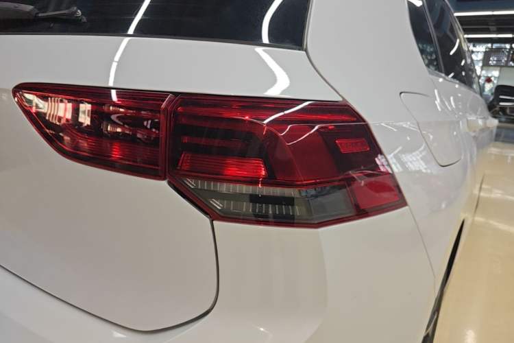 Used Volkswagen Golf 2021 280TSI DSG 30th Anniversary Edition Exterior 3