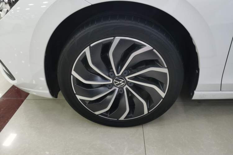 Used Volkswagen Golf 2021 280TSI DSG Pro First Edition Exterior 4