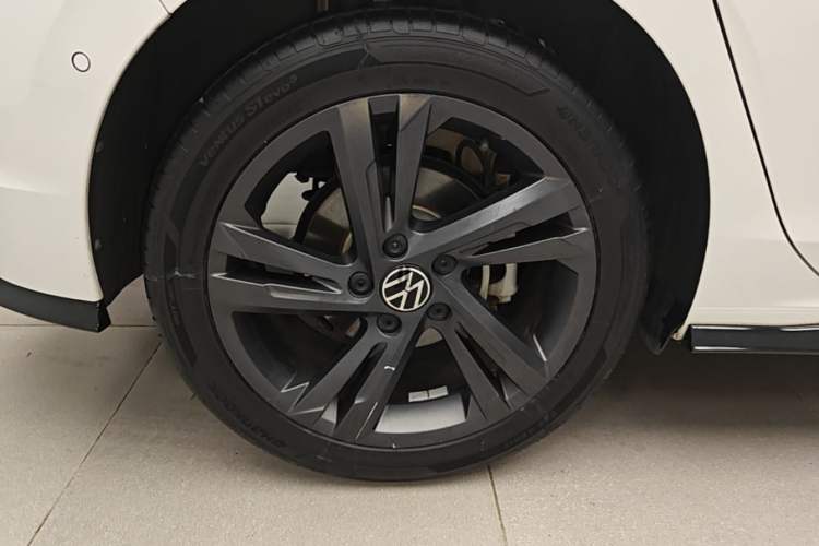 Used Volkswagen Golf 2021 280TSI DSG R-Line Exterior 5