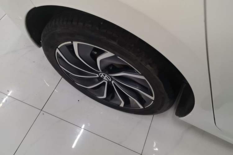 Used Volkswagen Golf 2021 200TSI DSG Pro Exterior 5