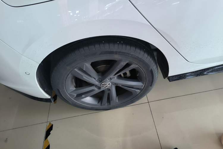 Used Volkswagen Golf 2021 280TSI DSG R-Line Exterior 5