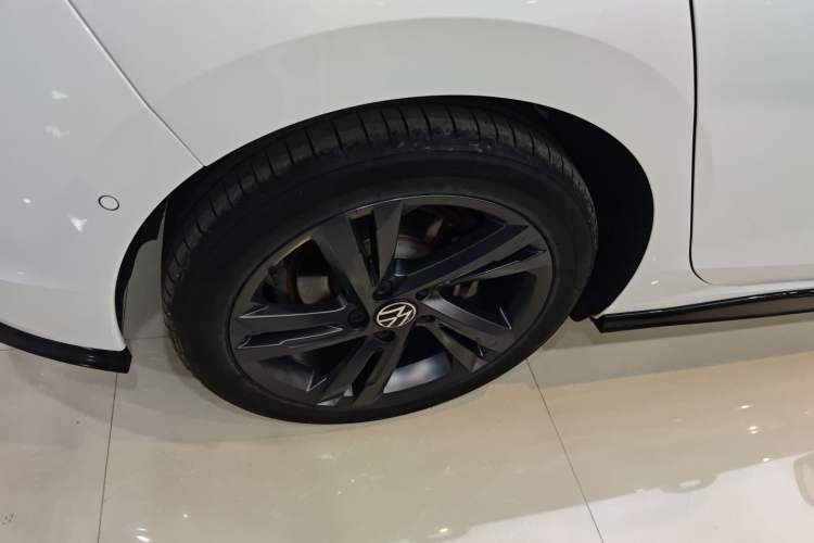 Used Volkswagen Golf 2021 280TSI DSG R-Line Exterior 5