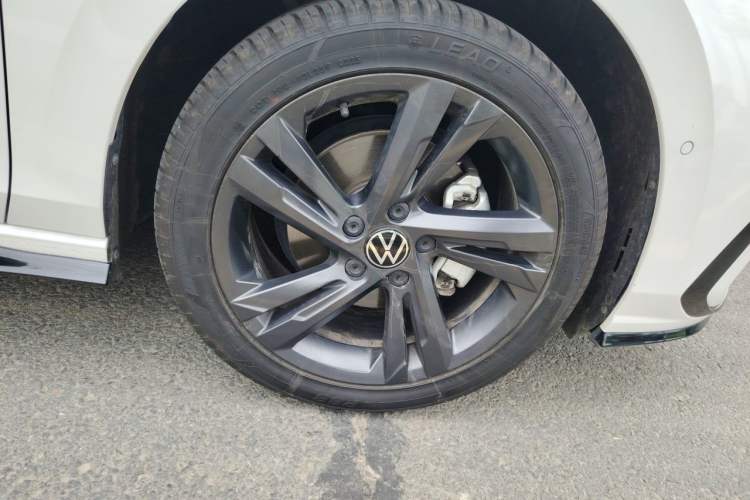 Used Volkswagen Golf 2021 280TSI DSG R-Line Exterior 7