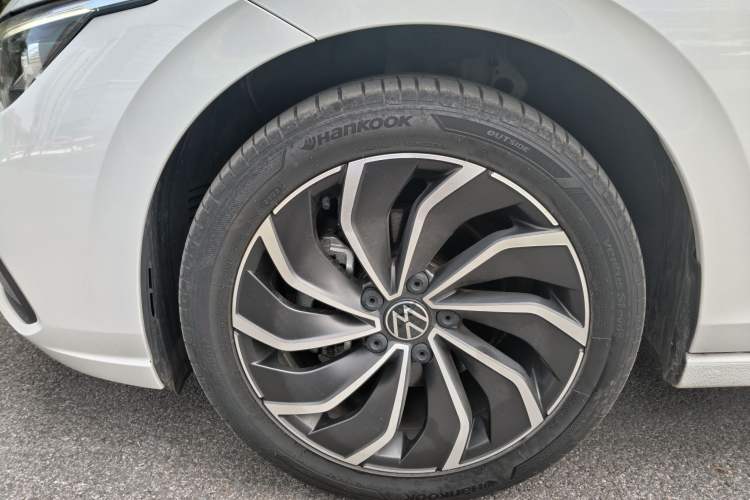 Used Volkswagen Golf 2021 280TSI DSG Pro First Edition Exterior 7