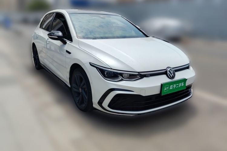 Used Volkswagen Golf 2021 280TSI DSG R-Line Front Right 45 Deg