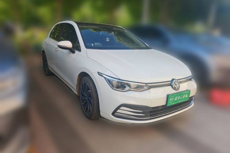 Used Volkswagen Golf 2021 280TSI DSG Pro Front Right 45 Deg