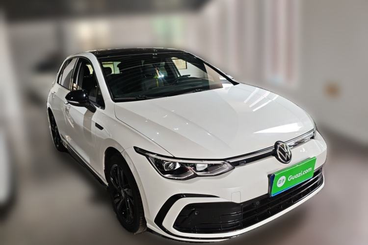 Used Volkswagen Golf 2021 280TSI DSG R-Line Front Right 45 Deg