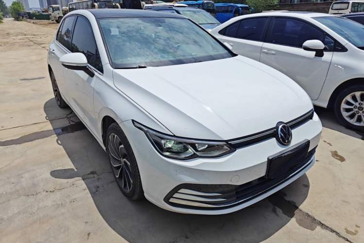 Used Volkswagen Golf 2021 280TSI DSG Pro Front Right 45 Deg