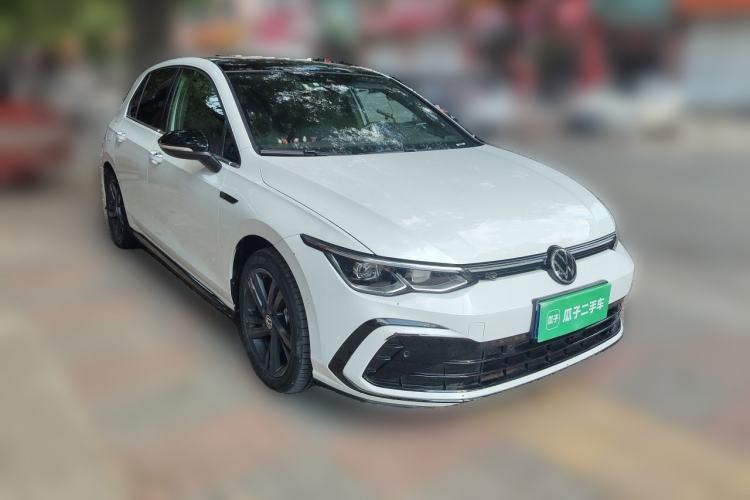 Used Volkswagen Golf 2021 280TSI DSG R-Line Front Right 45 Deg
