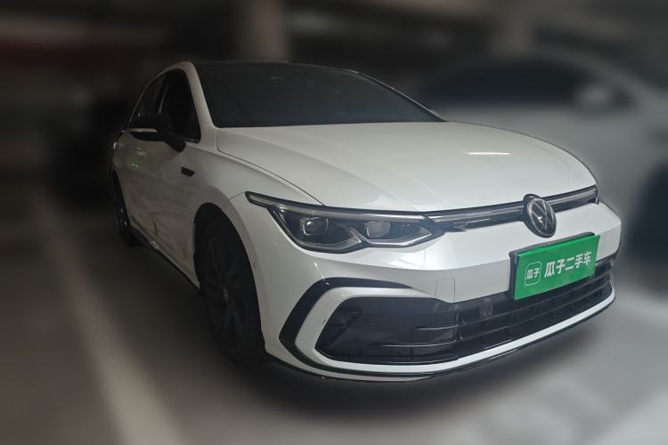 Used Volkswagen Golf 2021 280TSI DSG R-Line Front Right 45 Deg