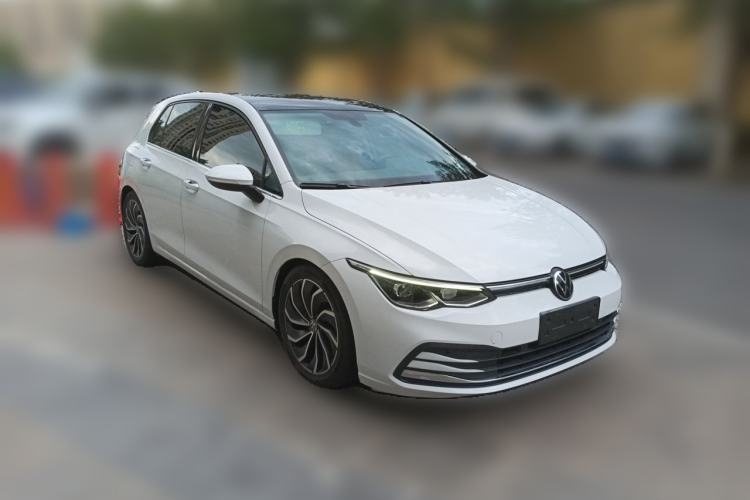 Used Volkswagen Golf 2021 280TSI DSG Pro Front Right 45 Deg