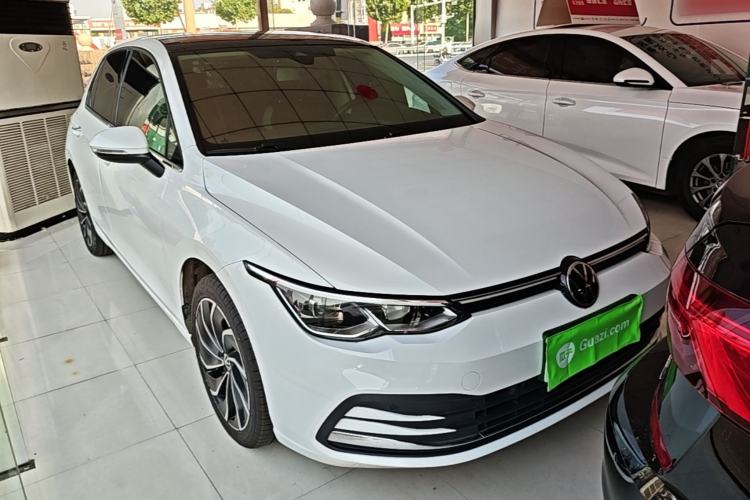Used Volkswagen Golf 2021 280TSI DSG Pro Front Right 45 Deg