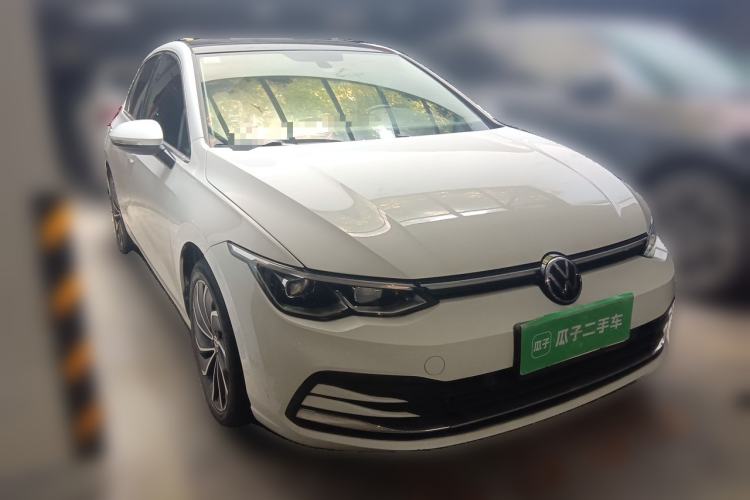 Used Volkswagen Golf 2021 280TSI DSG Pro Front Right 45 Deg