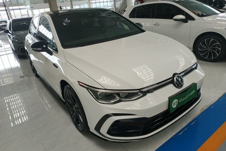 Used Volkswagen Golf 2021 280TSI DSG R-Line Front Right 45 Deg