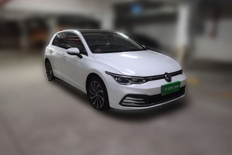Used Volkswagen Golf 2021 280TSI DSG R-Line Front Right 45 Deg