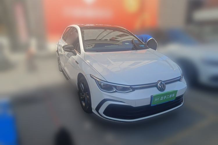 Used Volkswagen Golf 2021 280TSI DSG R-Line Front Right 45 Deg