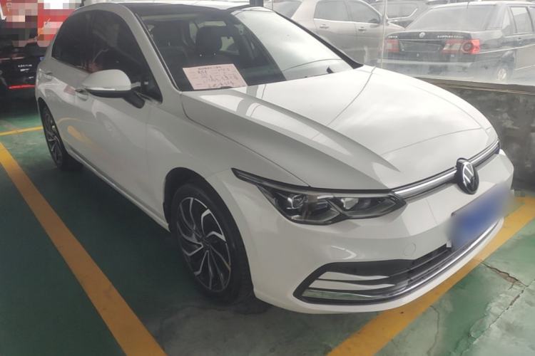 Used Volkswagen Golf 2021 200TSI DSG Pro Front Right 45 Deg