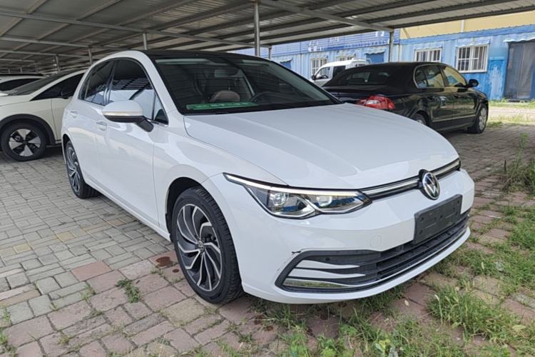 Used Volkswagen Golf 2021 280TSI DSG Pro Front Right 45 Deg