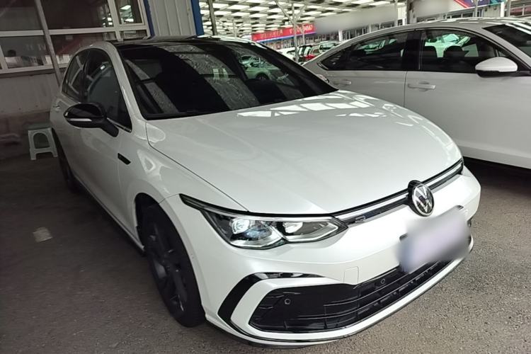 Used Volkswagen Golf 2021 280TSI DSG R-Line Front Right 45 Deg