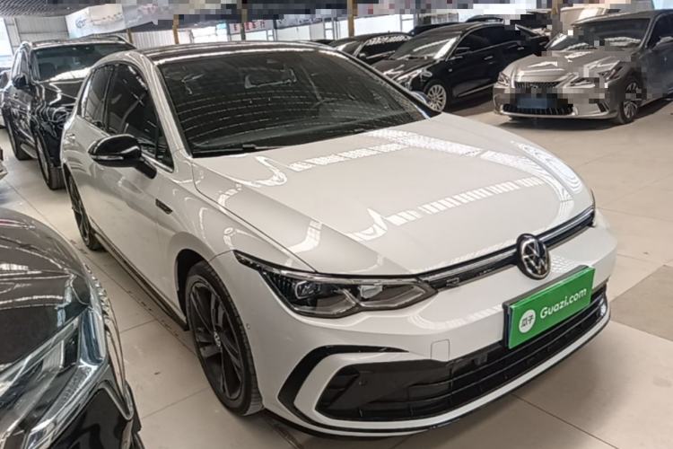 Used Volkswagen Golf 2021 280TSI DSG R-Line Front Right 45 Deg