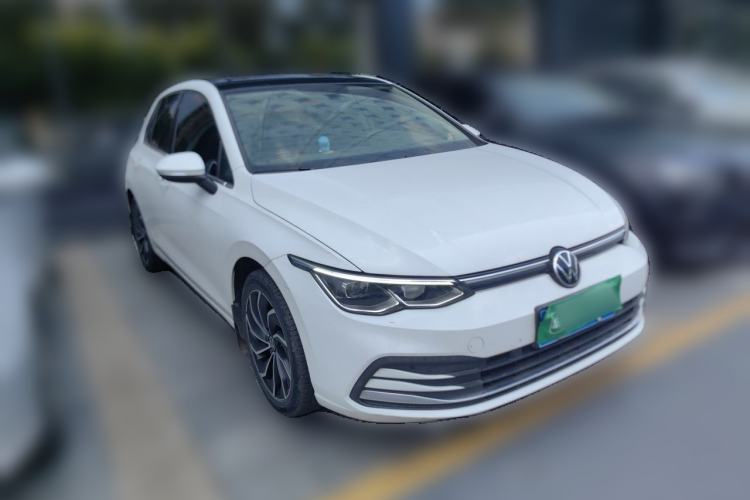 Used Volkswagen Golf 2021 280TSI DSG Pro Front Right 45 Deg