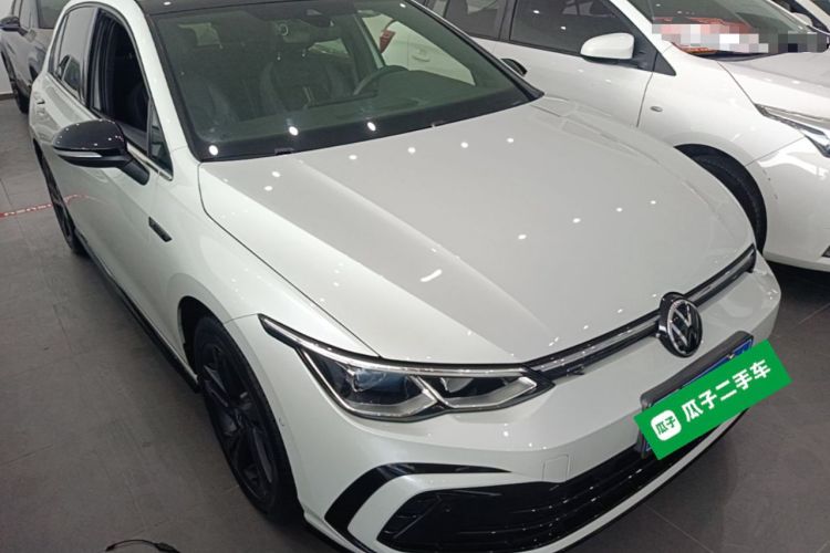 Used Volkswagen Golf 2021 280TSI DSG R-Line Front Right 45 Deg