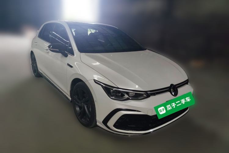 Used Volkswagen Golf 2021 280TSI DSG R-Line Front Right 45 Deg