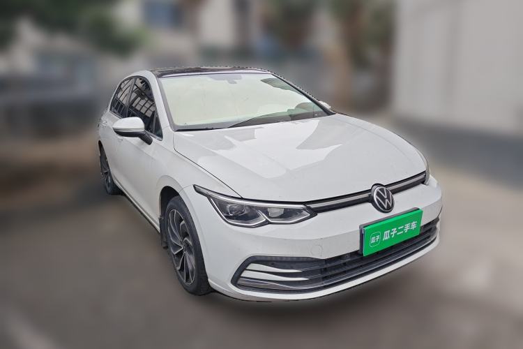 Used Volkswagen Golf 2021 280TSI DSG Pro Front Right 45 Deg